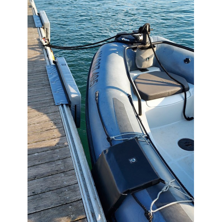Fixed Pontoon Fender for Boat Hull Protection | Outils Océans