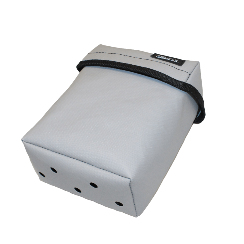 Powerboating Bayabout | Semi-rigid cockpit storage for motorboats & RIBs – Outils Océans