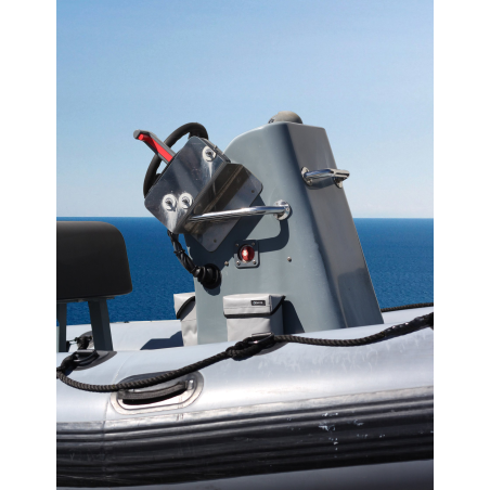 Powerboating Bayabout | Semi-rigid cockpit storage for motorboats & RIBs – Outils Océans