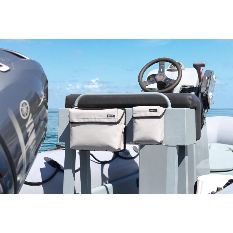 Powerboating Bayabout | Rigid cockpit storage with flap for motorboats & RIBs – Outils Océans