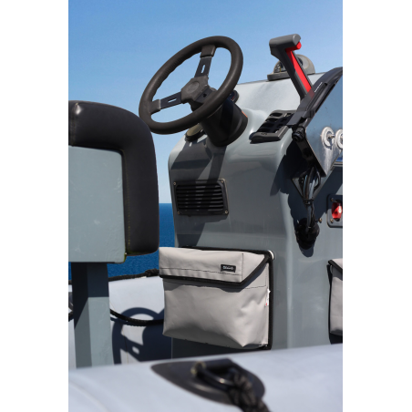 Bayabout with rigid back and flap