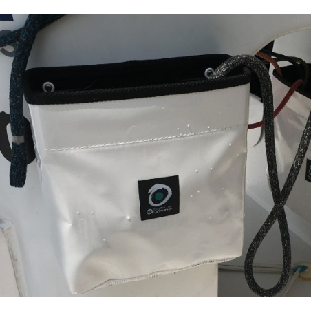 Mushroom mount for quick fastening of lockers