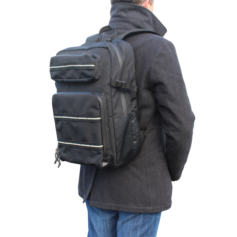 Technical and tertiary backpack 20L