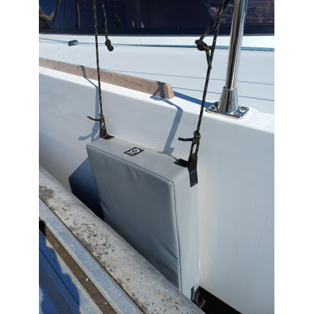 Flat Fender | Boat Hull Protection - Yachting | Outils Oceans
